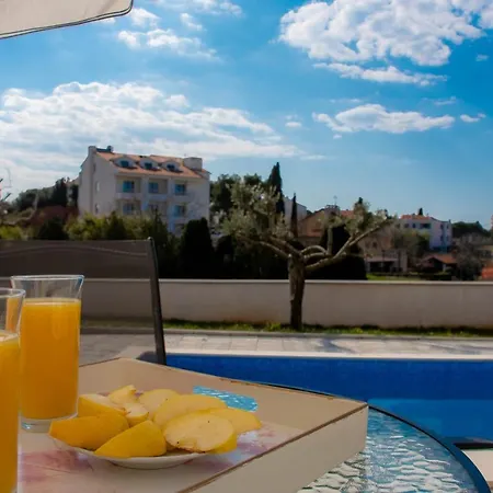 Luxury In Villa *
