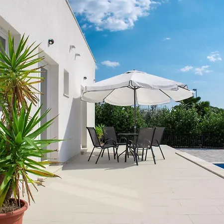 Luxury In Villa